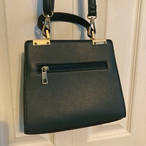 ⚡️Green & Gold Classy Crossbody - Picture 5 of 6